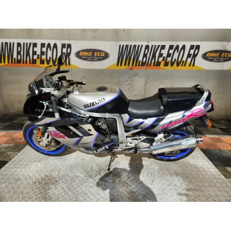 SUZUKI GSX-R 1100