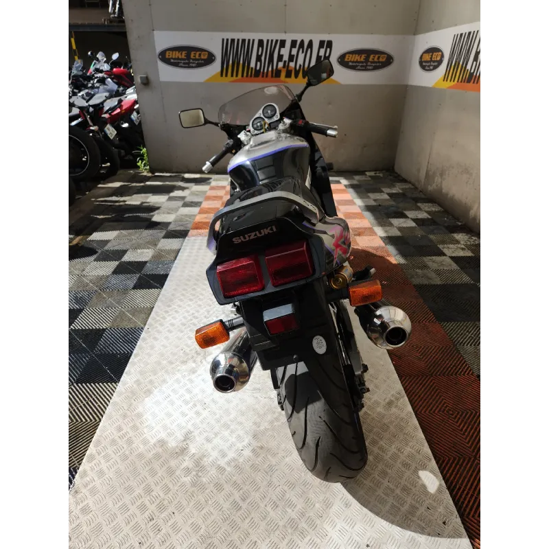 SUZUKI GSX-R 1100