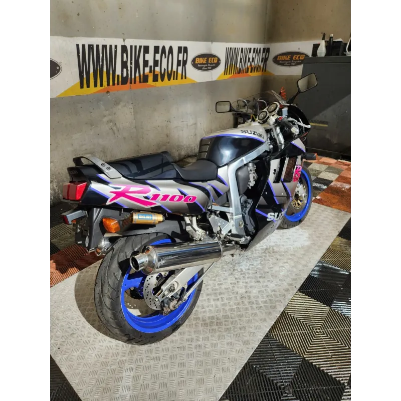 SUZUKI GSX-R 1100