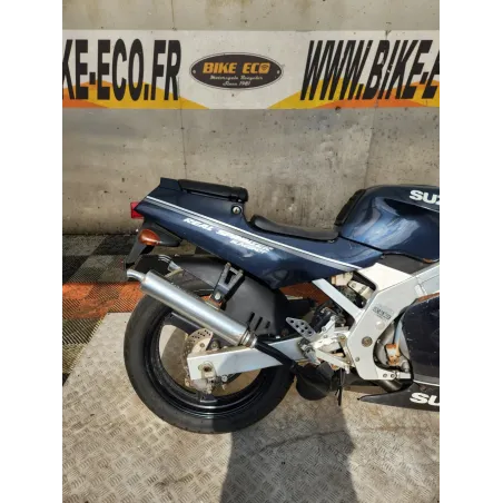 SUZUKI RGV 250