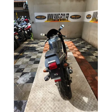 SUZUKI RGV 250