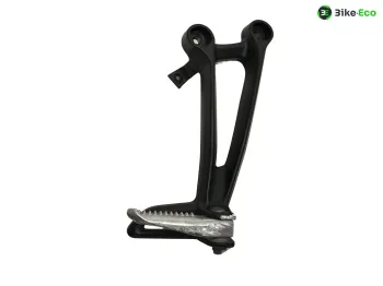 Platine et repose pieds arriere droit YAMAHA MT07 700 2023-2024