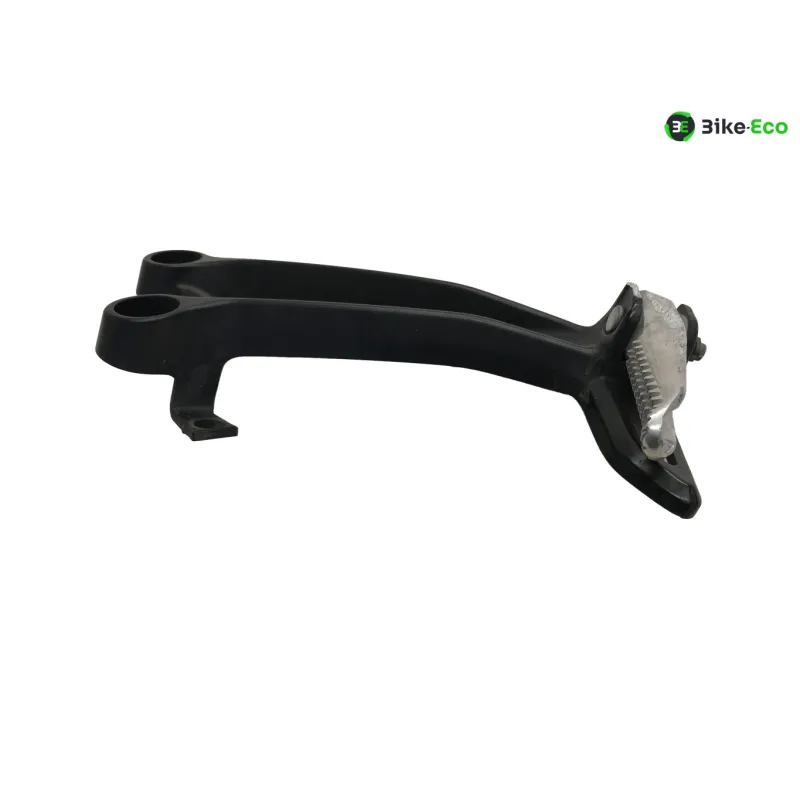 Platine et repose pieds arriere droit YAMAHA MT07 700 2023-2024
