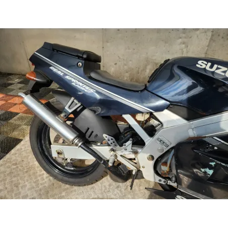 SUZUKI RGV 250
