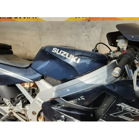 SUZUKI RGV 250