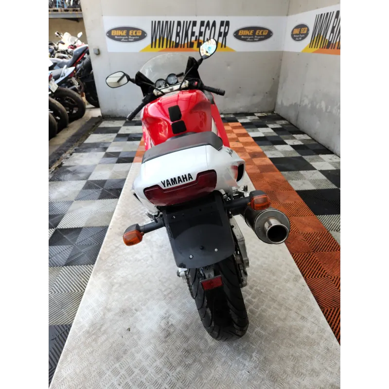 YAMAHA YZF 1000 THUNDERACE