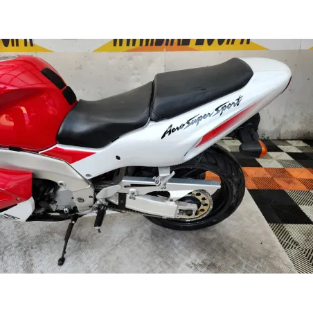 YAMAHA YZF 1000 THUNDERACE