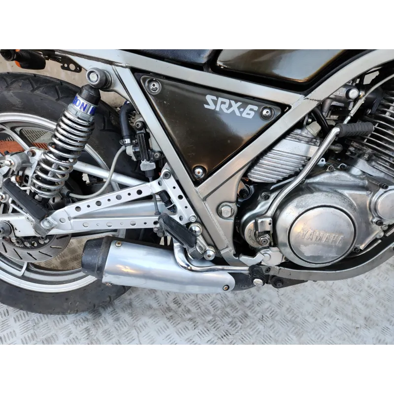 YAMAHA SRX 600