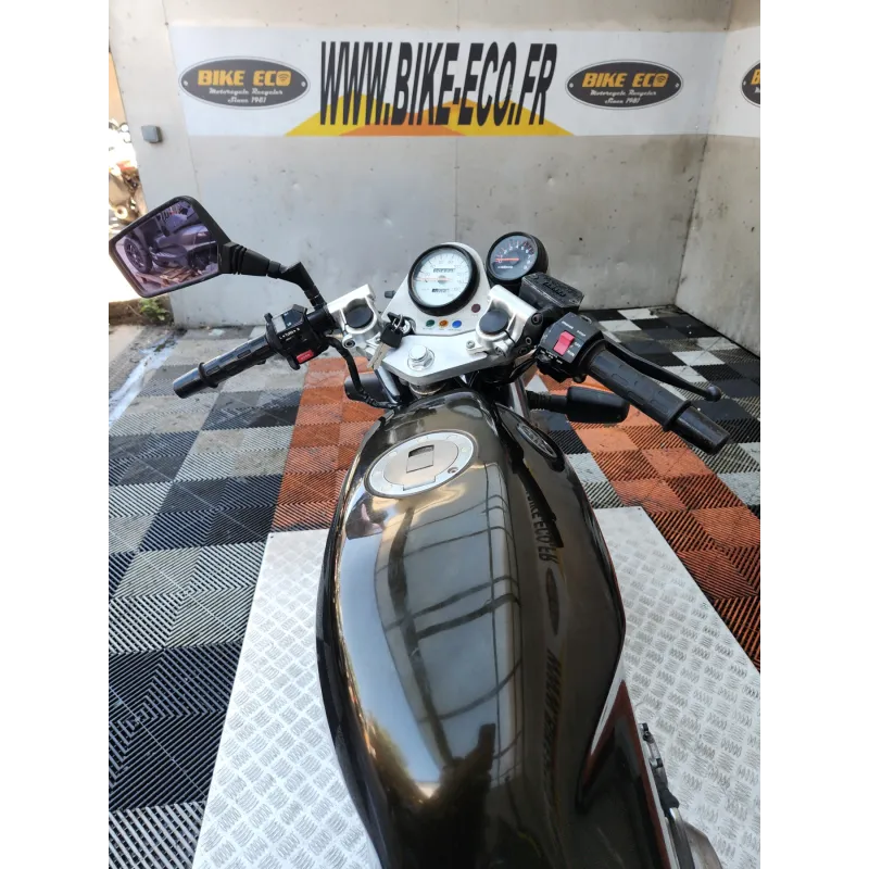 YAMAHA SRX 600