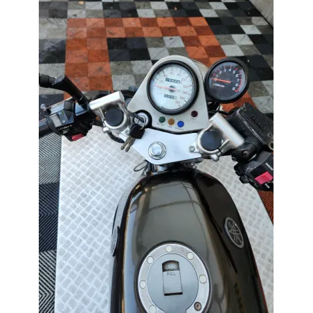 YAMAHA SRX 600