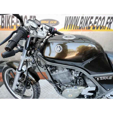 YAMAHA SRX 600