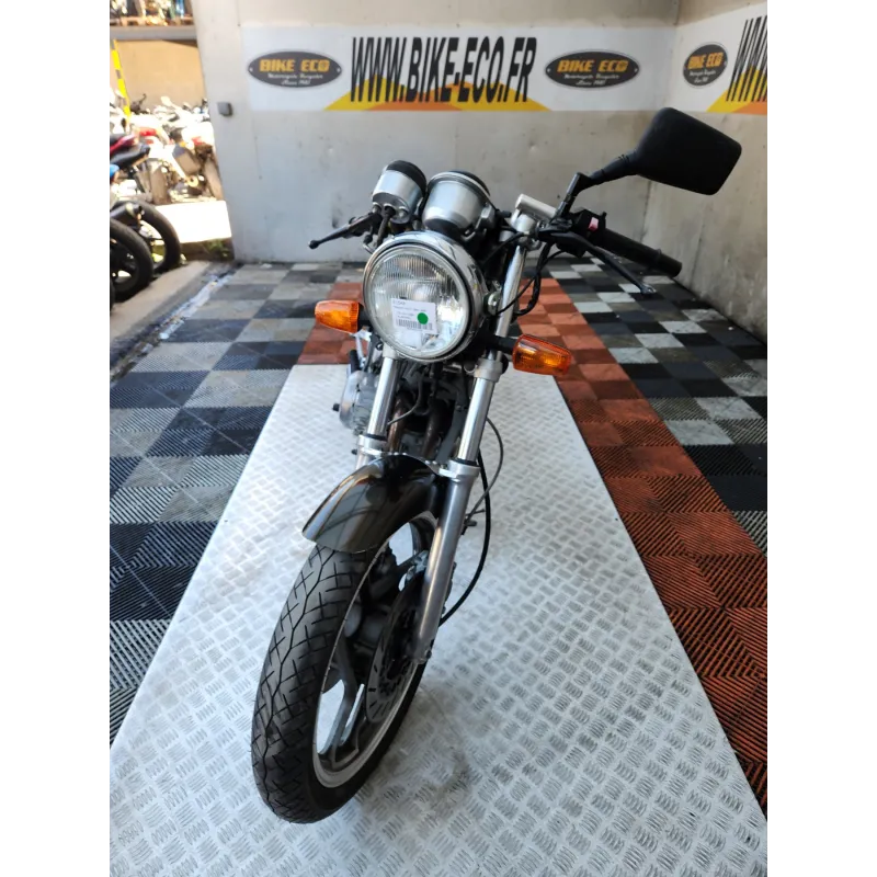 YAMAHA SRX 600