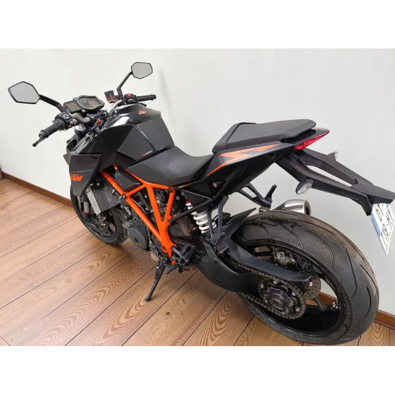 KTM SUPER DUKE 1290