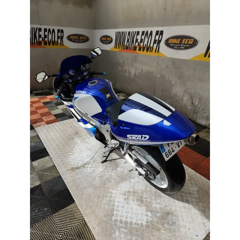 SUZUKI GSXR 600