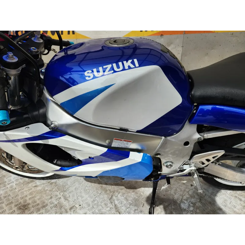 SUZUKI GSXR 600