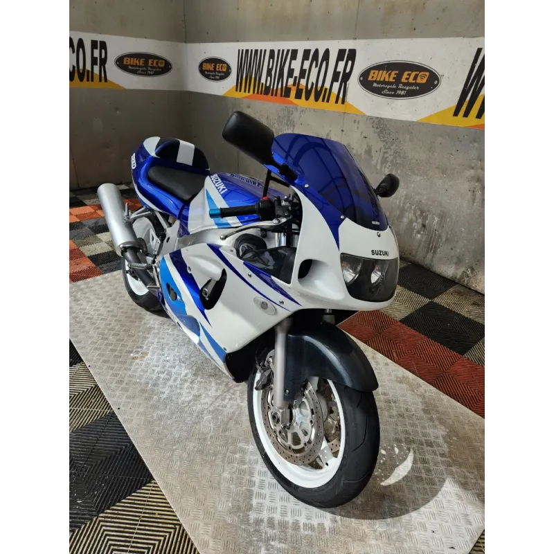 SUZUKI GSXR 600