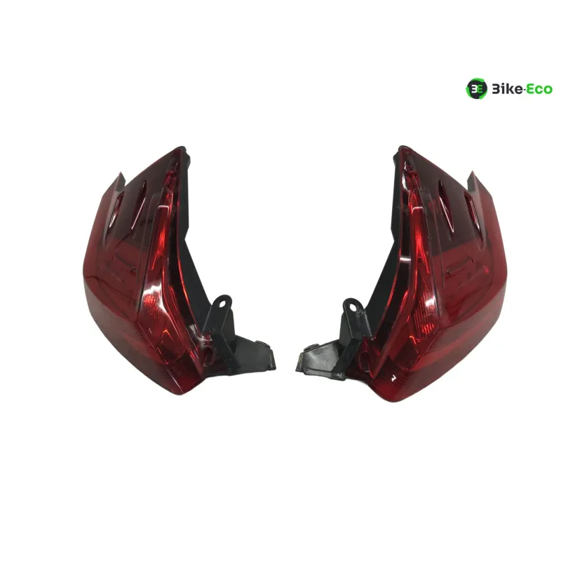 Feu arriere PEUGEOT METROPOLIS 400 2017-2020