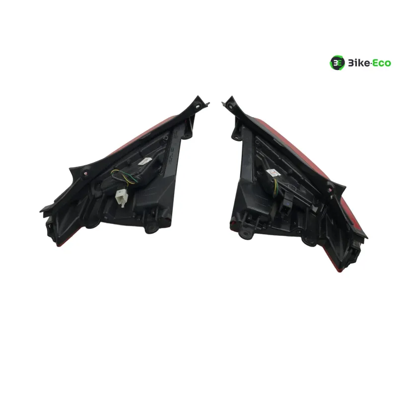 Feu arriere PEUGEOT METROPOLIS 400 2017-2020