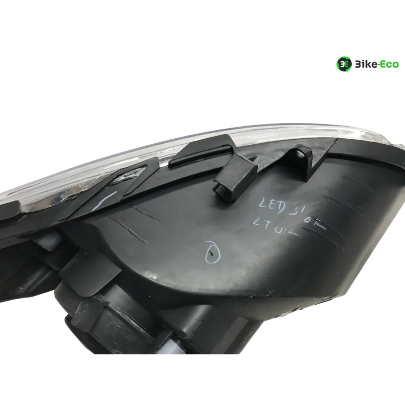 Optique avant droit (feux)(phare) PEUGEOT METROPOLIS 400 2017-2020