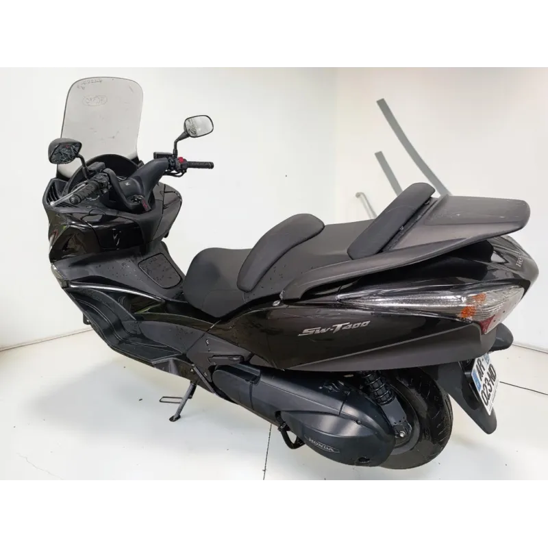 HONDA FJS 400 SWT