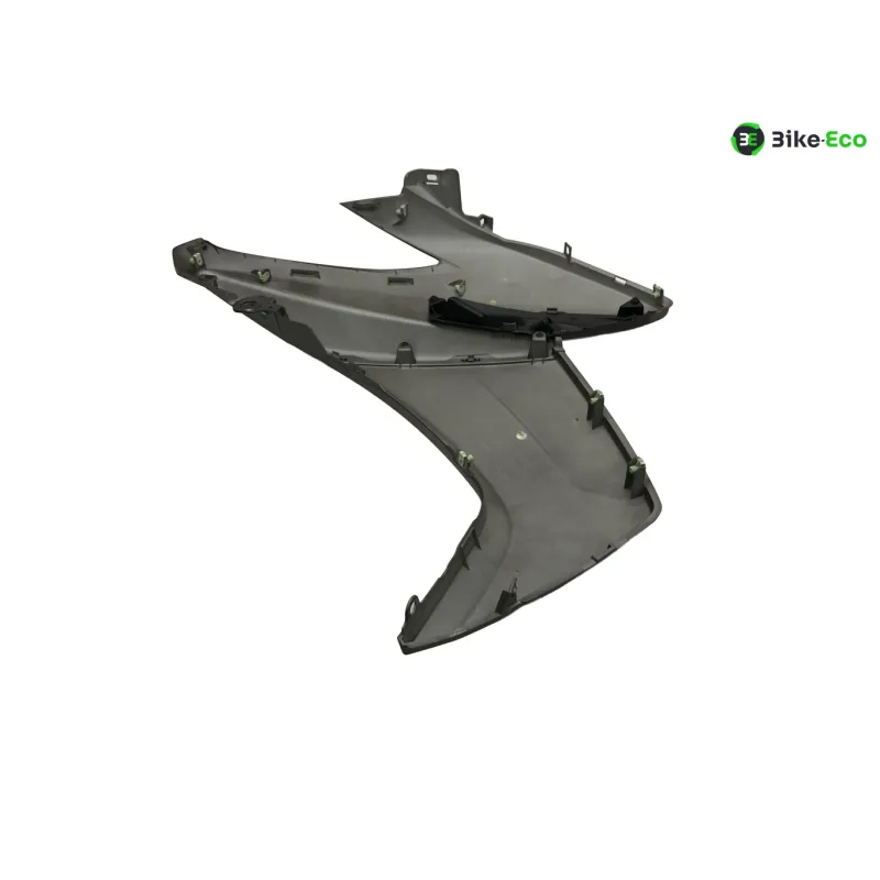 Cache flanc de carenage droit PEUGEOT METROPOLIS 400 2017-2020