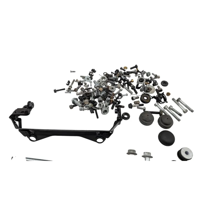 Kit visserie INDIAN SCOUT 1200 BOBBER 2018 - 2024