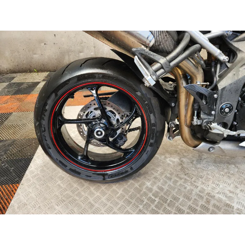 TRIUMPH 1050 SPEED TRIPLE RS