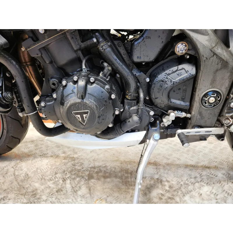 TRIUMPH 1050 SPEED TRIPLE RS