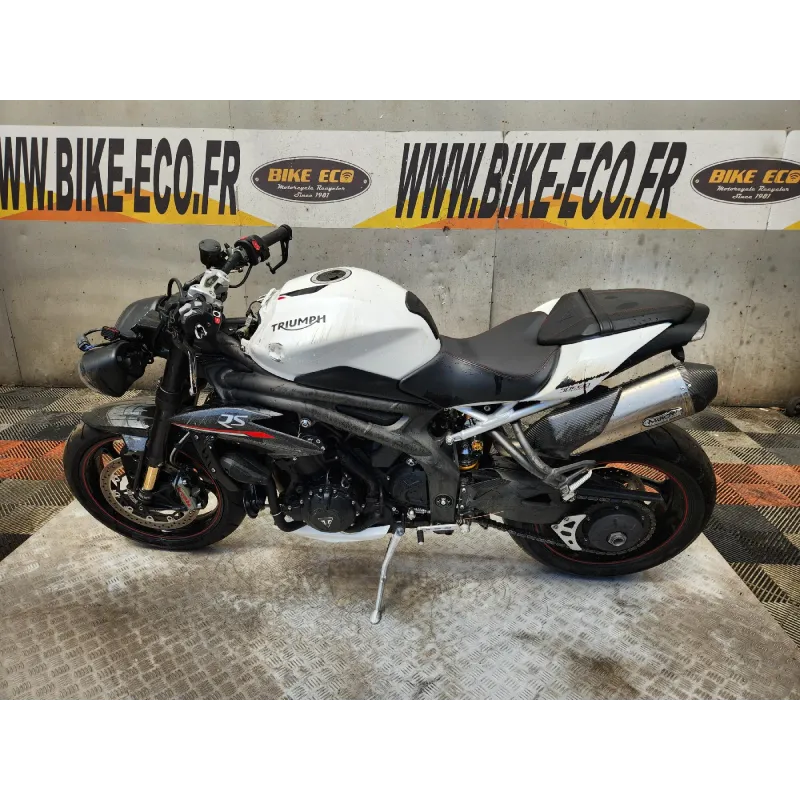 TRIUMPH 1050 SPEED TRIPLE RS