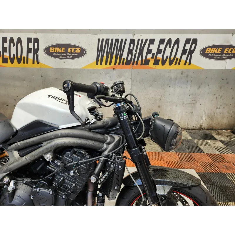 TRIUMPH 1050 SPEED TRIPLE RS