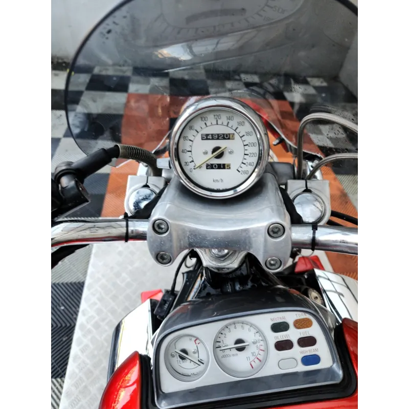 YAMAHA VMAX 1200