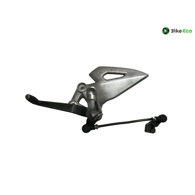 Platine avant gauche SUZUKI GSXR 125 2017-2020