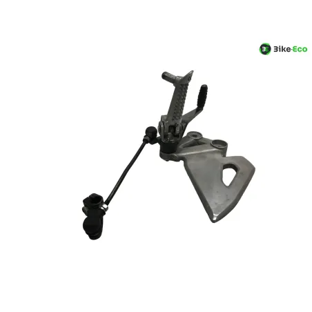 Platine avant gauche SUZUKI GSXR 125 2017-2020