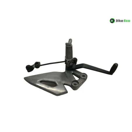 Platine avant gauche SUZUKI GSXR 125 2017-2020