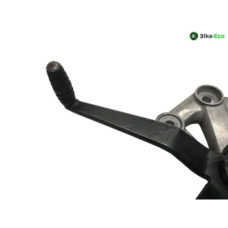 Platine avant gauche SUZUKI GSXR 125 2017-2020