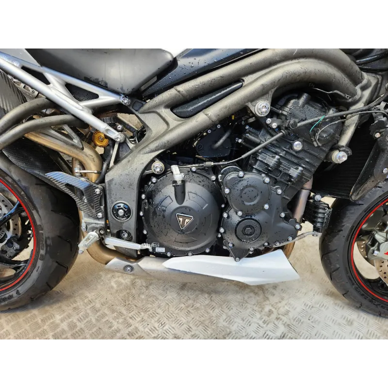 TRIUMPH 1050 SPEED TRIPLE RS