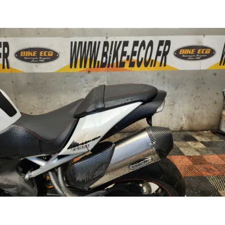 TRIUMPH 1050 SPEED TRIPLE RS