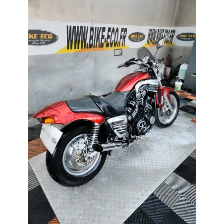 YAMAHA VMAX 1200