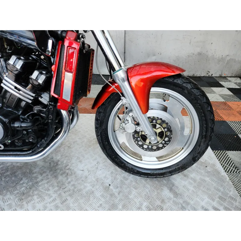 YAMAHA VMAX 1200