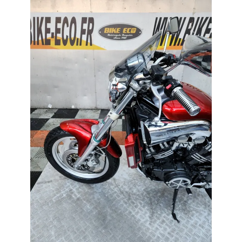 YAMAHA VMAX 1200