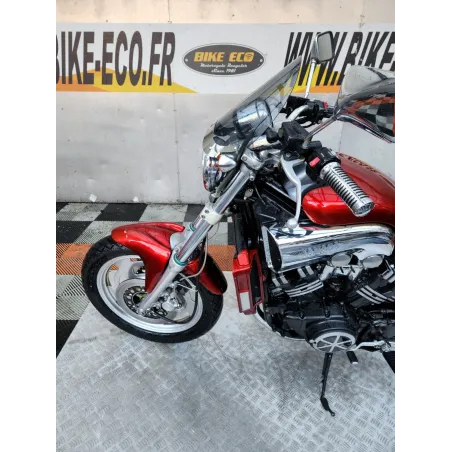 YAMAHA VMAX 1200