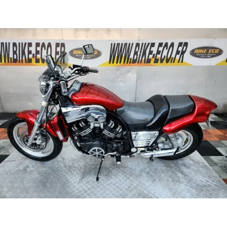 YAMAHA VMAX 1200