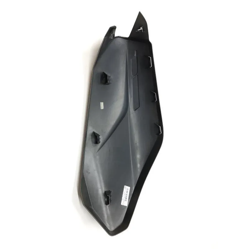 Cache carenage coque arriere gauche BMW C 650 GT 2016-2019 K19