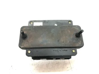 Boite a fusibles KAWASAKI ZX9 R 900 1998-1999 NINJA