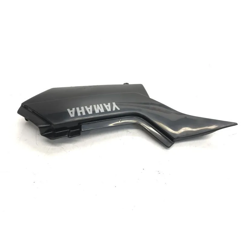 Cache carenage sous selle gauche YAMAHA TW 125 2002-2006