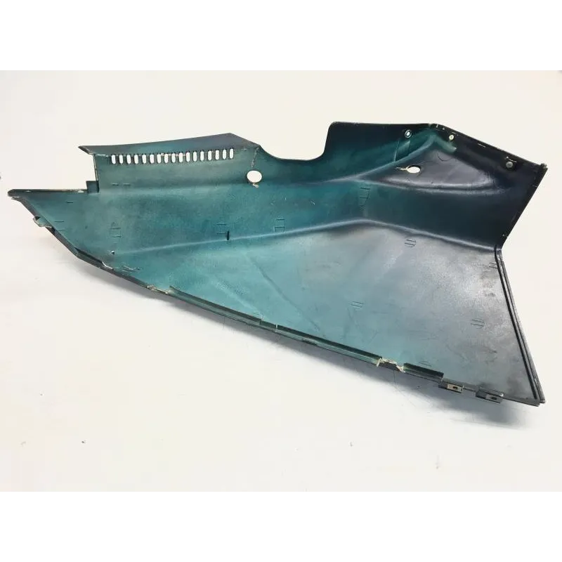 Cache carenage coque arriere droit HONDA CN 250 1988-1990 SPAZIO
