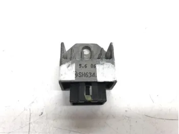 Regulateur charge batterie PEUGEOT LUDIX 50 2004-2005 ONE 10P