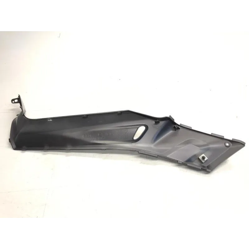 Cache lateral droit YAMAHA YPR 125 2006-2009 XMAX