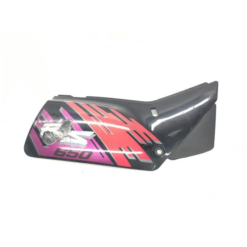 Cache carenage sous selle droit SUZUKI DR 650 RS 1990-1995
