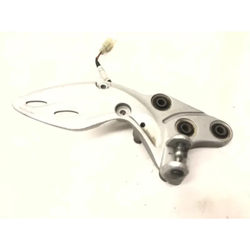 Platine avant droite SUZUKI GSXR 1300 2008-2017 HAYABUSA